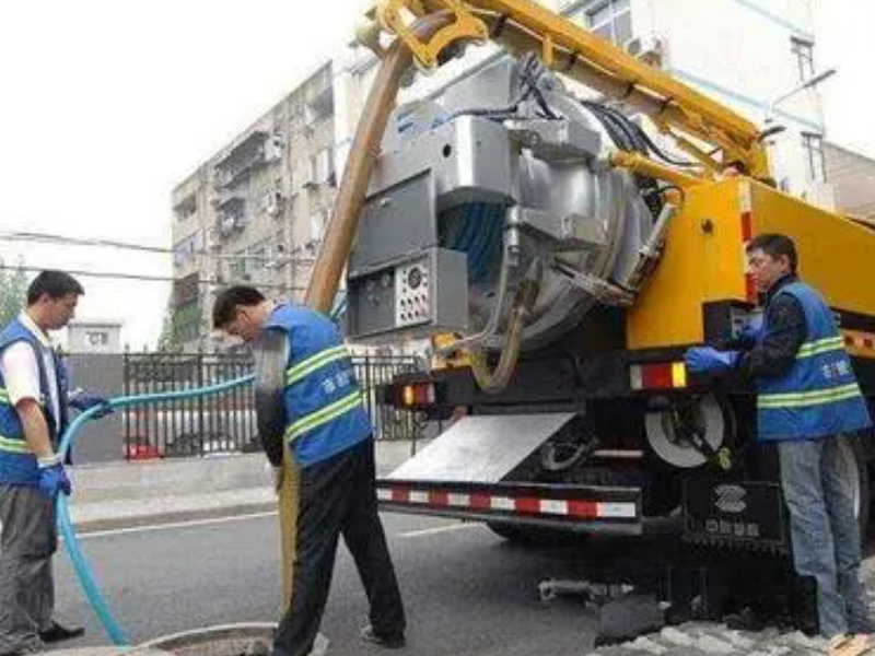广州各区大型泥浆车清运泥浆、清运泥巴水、10吨车