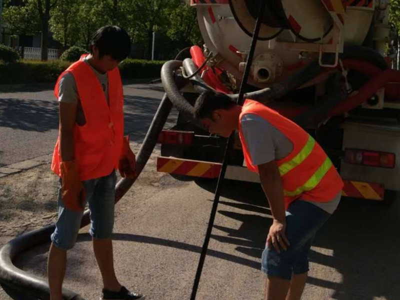 广州应元路疏通下水道 清理化粪池