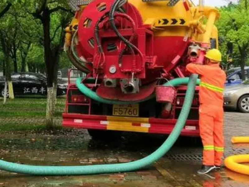 广州大道中专业疏通各种下水道 马桶疏通 各种管道疏通
