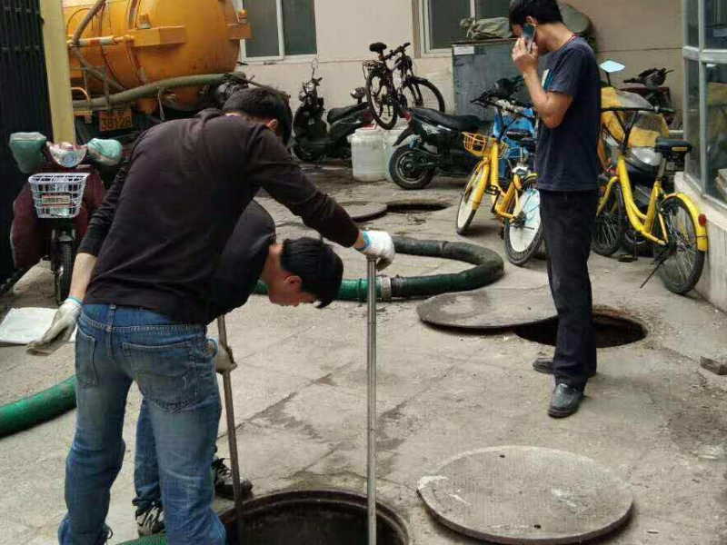 广州市疏通马桶、厕所、环卫车清理化粪池、化油池、
