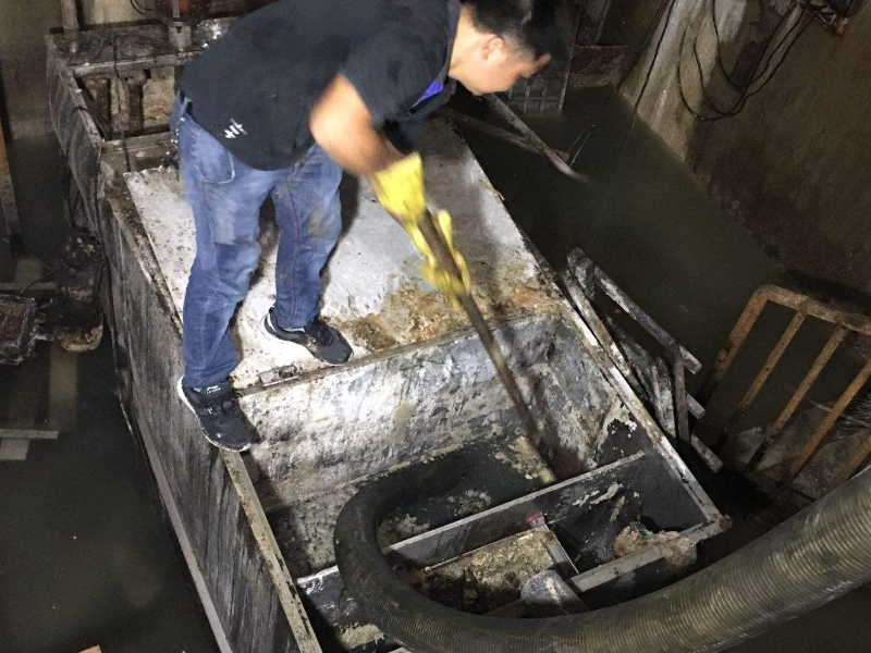 广州黄沙疏通马桶下水道、黄沙高压清洗管道